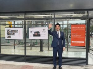 台北市長蔣萬安預計於6日前往西門町吸菸區視察，世衛菸草減害專家王郁揚批評政策黑箱、程序不正義，呼籲北市府公開預告三天收集到的意見。